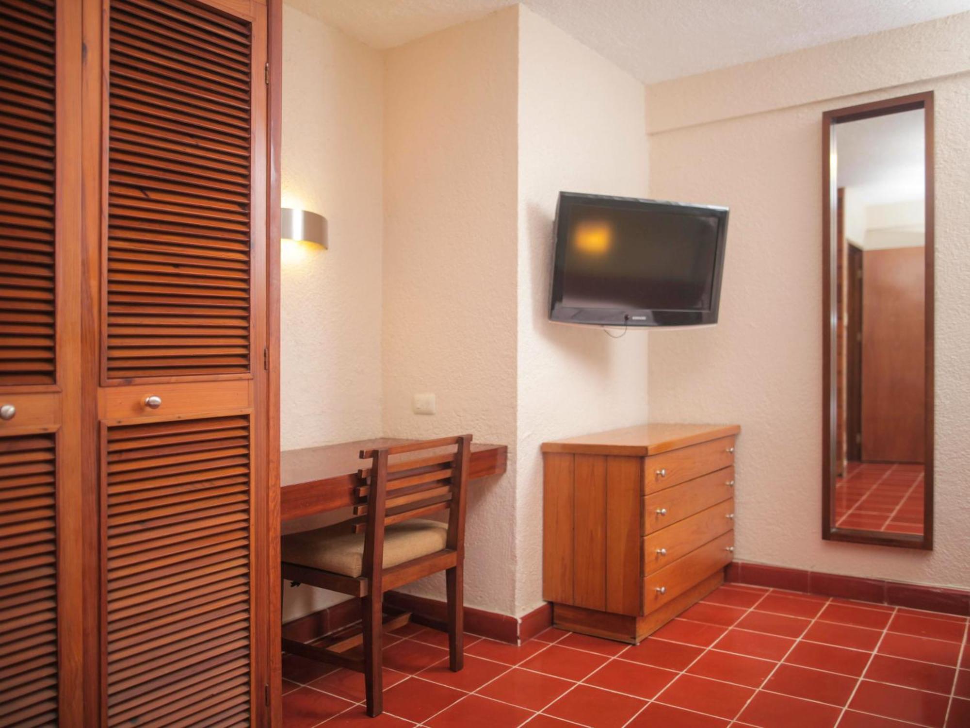 Suites Colonial Cozumel Zewnętrze zdjęcie